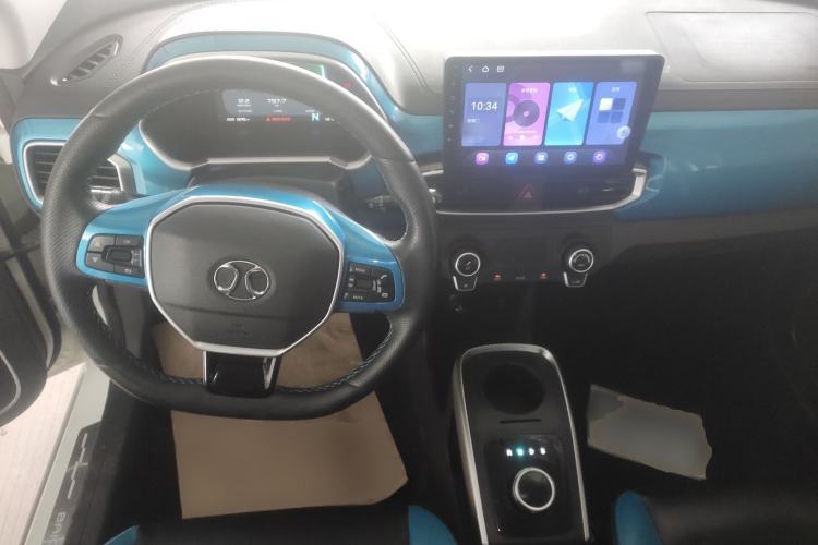 Used BAIC New Energy EC3 2019 Dynamic Edition Center Console