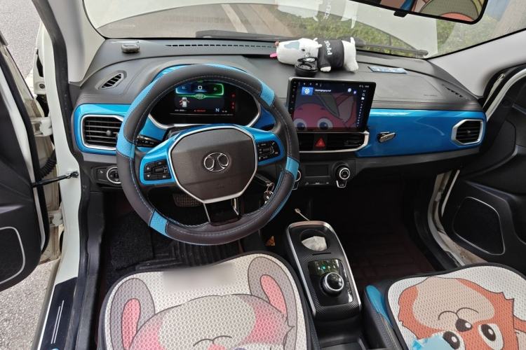 Used BAIC New Energy EC3 2019 Dynamic Edition Center Console