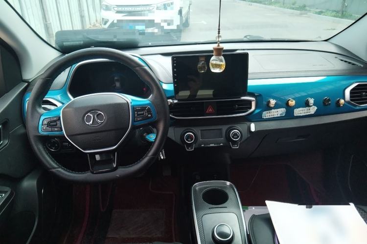Used BAIC New Energy EC3 2019 Dynamic Edition Center Console