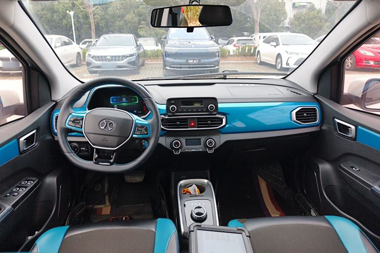 Used BAIC New Energy EC3 2019 Dynamic Edition Center Console