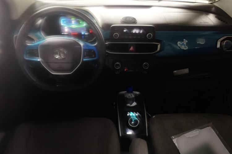 Used BAIC New Energy EC3 2019 Dynamic Edition Center Console