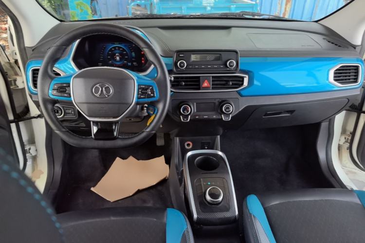Used BAIC New Energy EC3 2019 Dynamic Edition Center Console