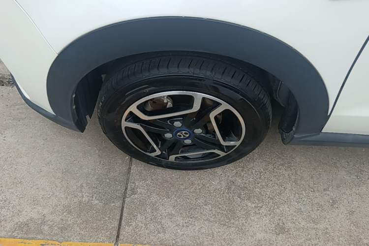 Used BAIC New Energy EC3 2019 Dynamic Edition Exterior 4