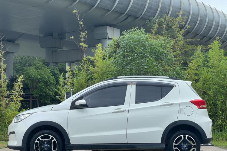 Used BAIC New Energy EC3 2019 Dynamic Edition Exterior 5