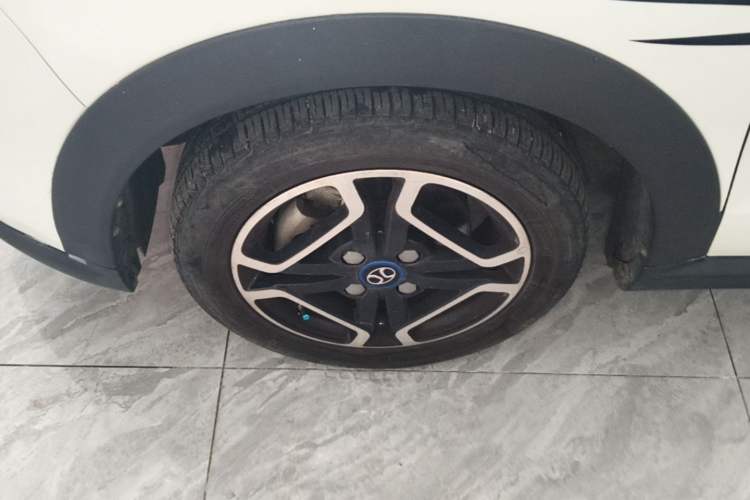 Used BAIC New Energy EC3 2019 Dynamic Edition Left Front Wheel Hub