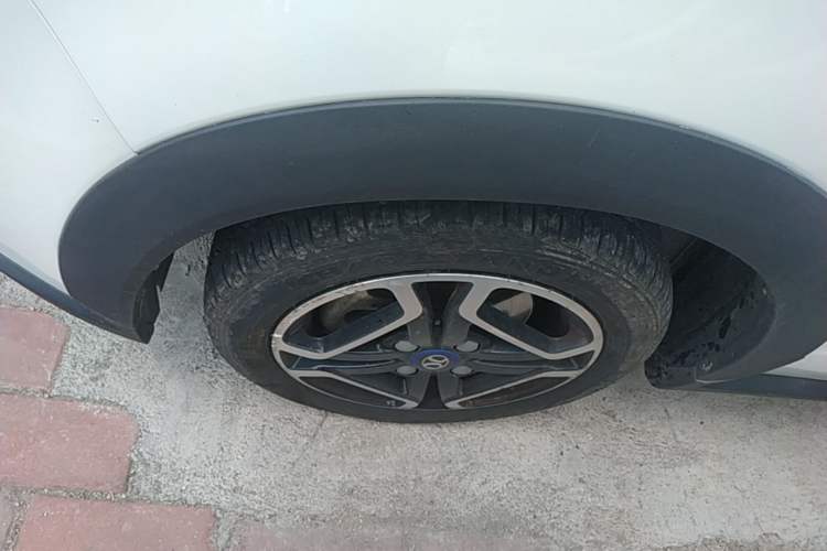 Used BAIC New Energy EC3 2019 Dynamic Edition Left Front Wheel Hub