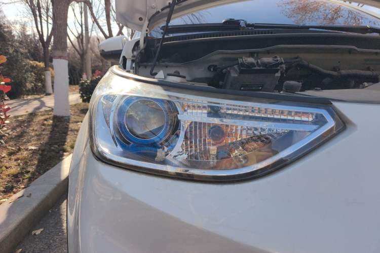 Used BAIC New Energy EC3 2019 Dynamic Edition Right Front Headlight