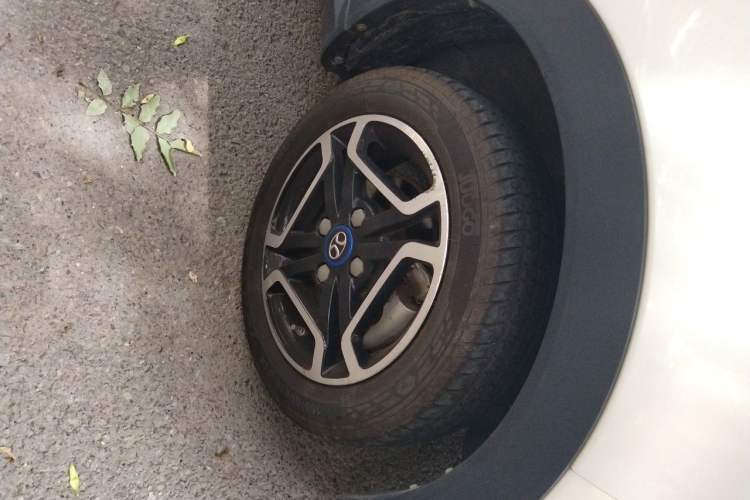 Used BAIC New Energy EC3 2019 Dynamic Edition Right Front Wheel Hub
