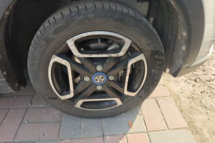 Used BAIC New Energy EC3 2019 Dynamic Edition Right Front Wheel Hub