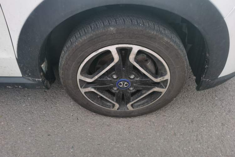 Used BAIC New Energy EC3 2019 Dynamic Edition Right Front Wheel Hub