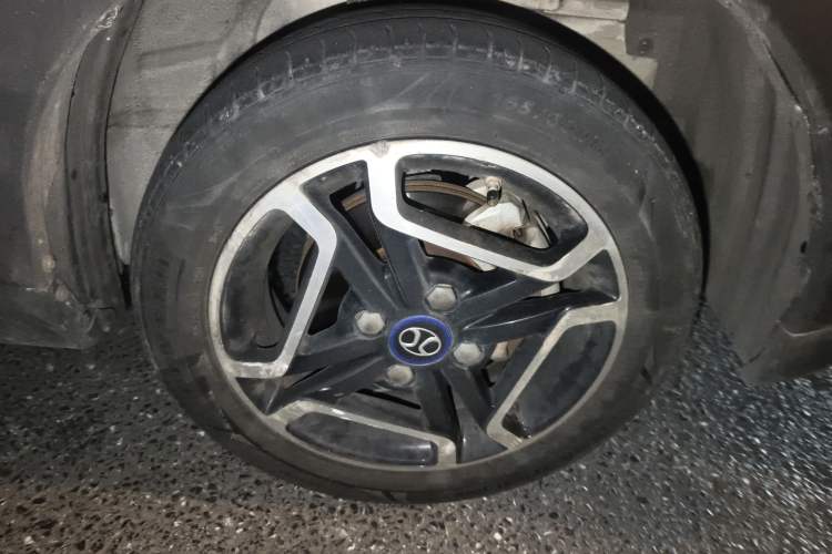 Used BAIC New Energy EC3 2019 Dynamic Edition Right Front Wheel Hub