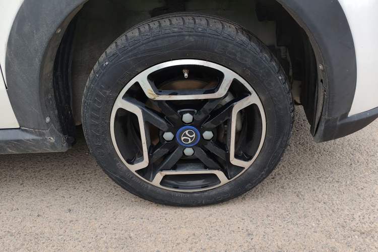 Used BAIC New Energy EC3 2019 Dynamic Edition Right Front Wheel Hub