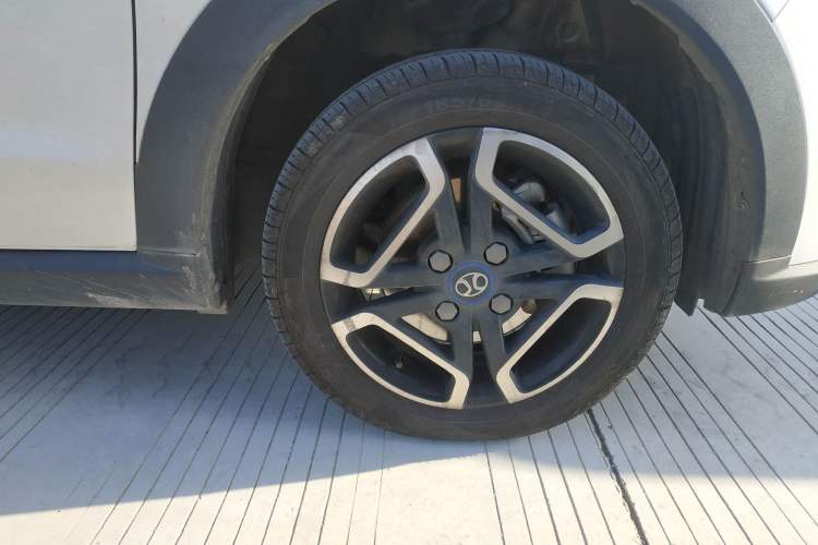 Used BAIC New Energy EC3 2019 Dynamic Edition Right Front Wheel Hub