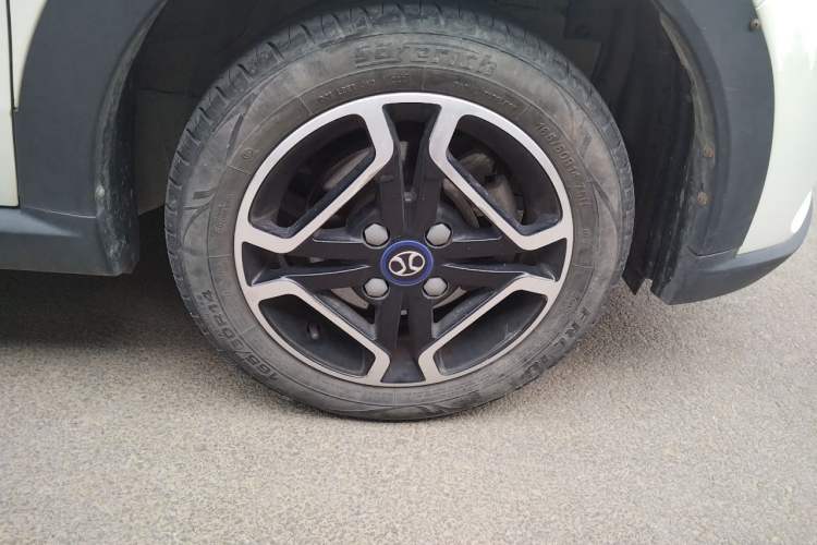 Used BAIC New Energy EC3 2019 Dynamic Edition Right Front Wheel Hub