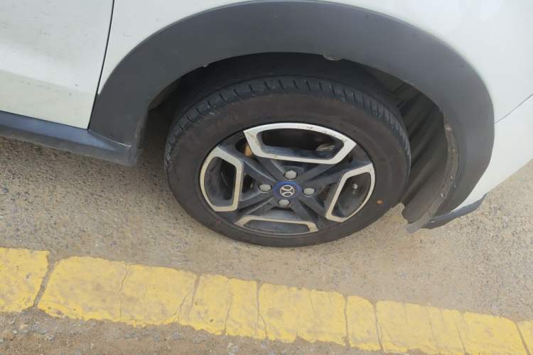 Used BAIC New Energy EC3 2019 Dynamic Edition Right Front Wheel Hub