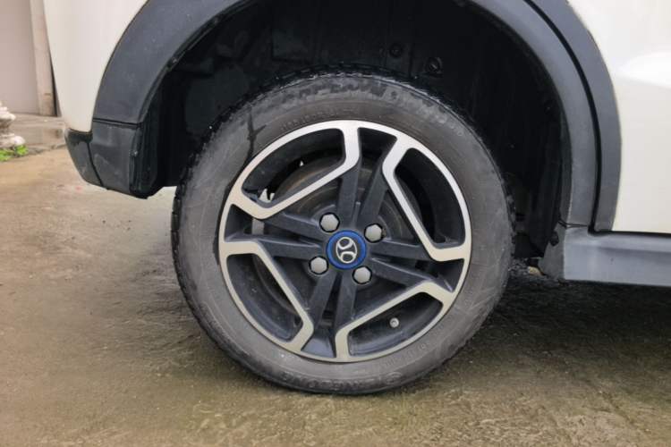 Used BAIC New Energy EC3 2019 Dynamic Edition Right Rear Wheel Hub