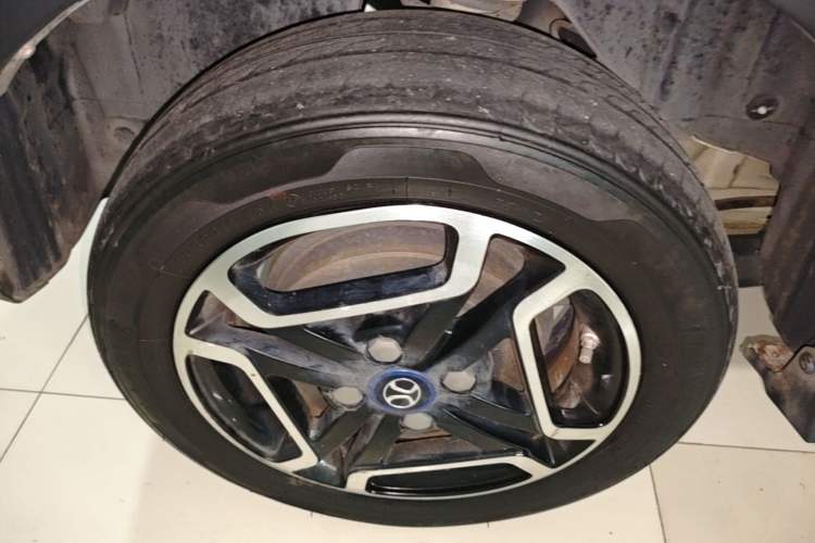 Used BAIC New Energy EC3 2019 Dynamic Edition Right Rear Wheel Hub