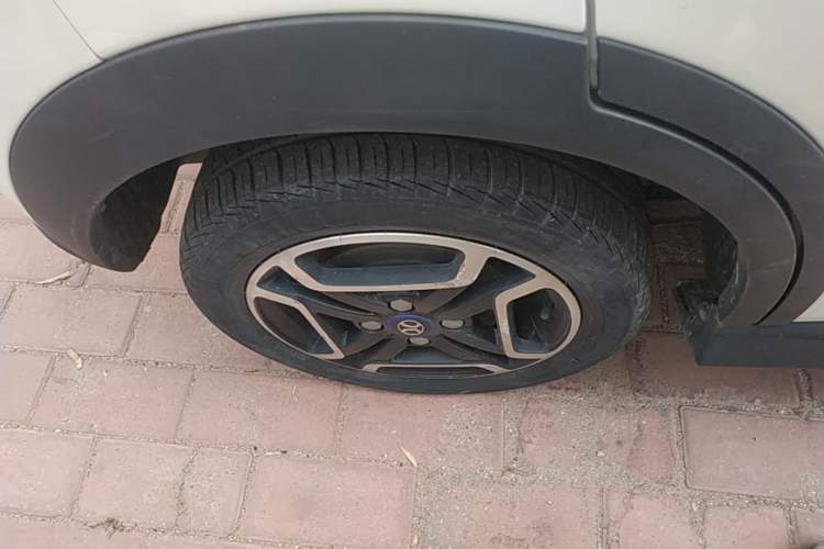 Used BAIC New Energy EC3 2019 Dynamic Edition Right Rear Wheel Hub