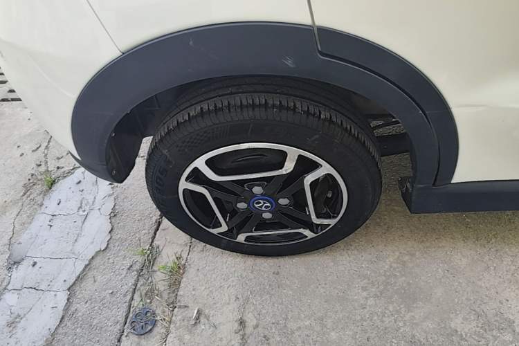 Used BAIC New Energy EC3 2019 Dynamic Edition Right Rear Wheel Hub