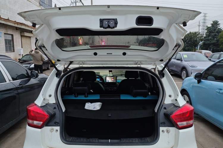 Used BAIC New Energy EC3 2019 Dynamic Edition Trunk