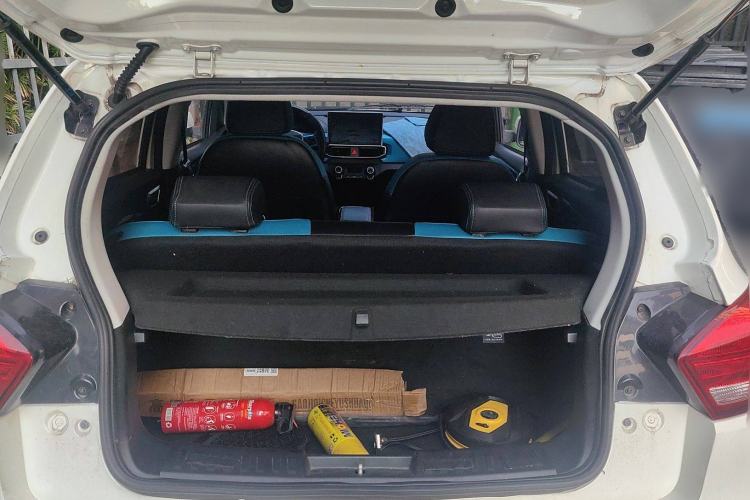 Used BAIC New Energy EC3 2019 Lingxiu Edition Trunk