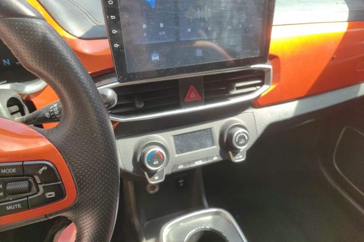 Used BAIC New Energy EC3 2019 Dynamic Edition Audio And AC Panel