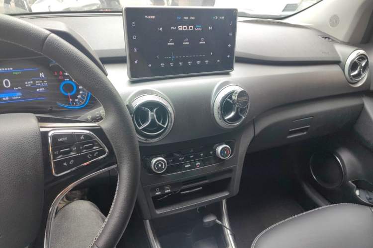 Used BAIC New Energy EC5 2019 New Style Edition Audio And AC Panel