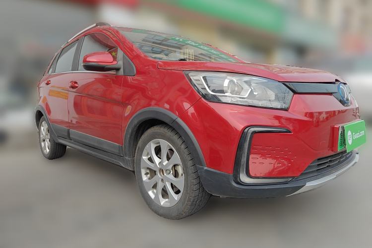 Used BAIC New Energy EC5 2019 New Style Edition Front Right 45 Deg