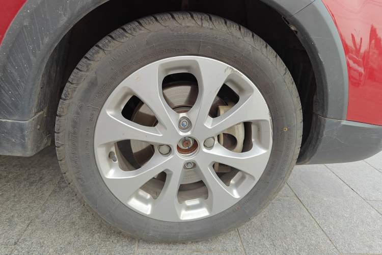 Used BAIC New Energy EC5 2019 New Style Edition Right Front Wheel Hub
