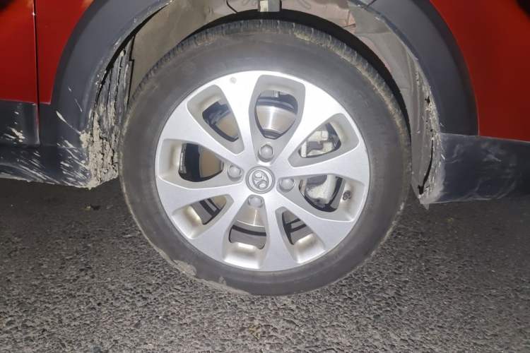 Used BAIC New Energy EC5 2019 New Style Edition Right Front Wheel Hub