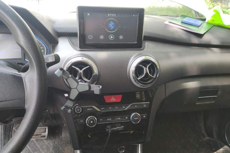 Used BAIC New Energy EC5 2019 New Air Edition Audio And AC Panel