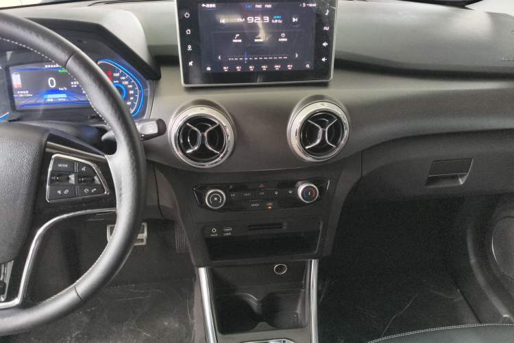 Used BAIC New Energy EC5 2019 New Style Edition Audio And AC Panel