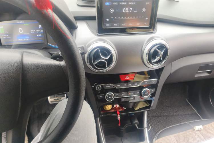 Used BAIC New Energy EC5 2019 New Air Edition Audio And AC Panel