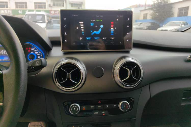 Used BAIC New Energy EC5 2019 New Style Edition Audio And AC Panel