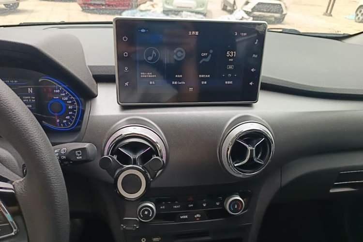 Used BAIC New Energy EC5 2019 New Style Edition Audio And AC Panel