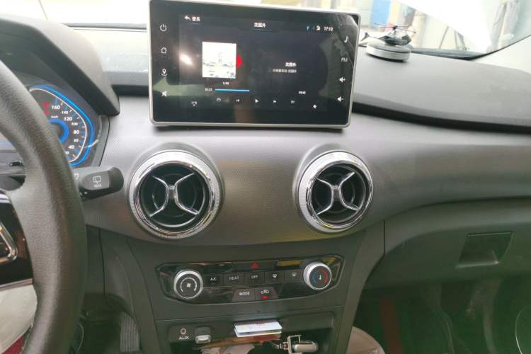 Used BAIC New Energy EC5 2019 New Style Edition Audio And AC Panel