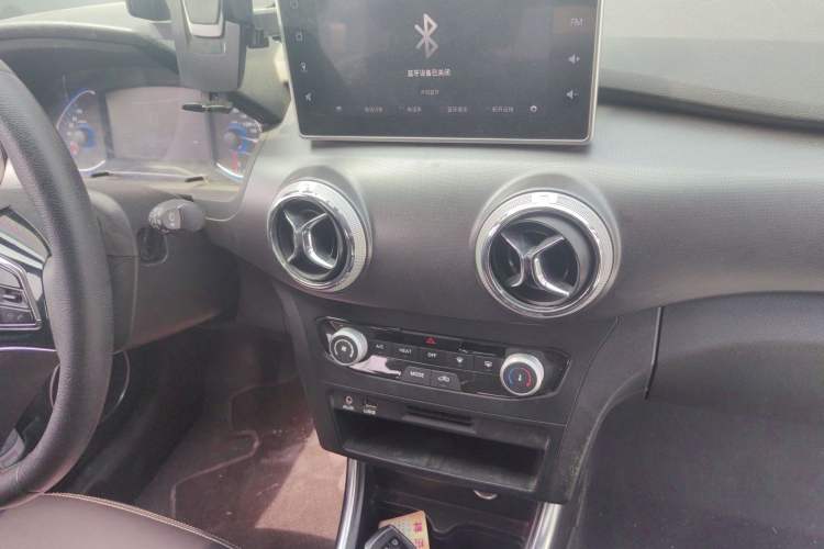 Used BAIC New Energy EC5 2019 New Style Edition Audio And AC Panel