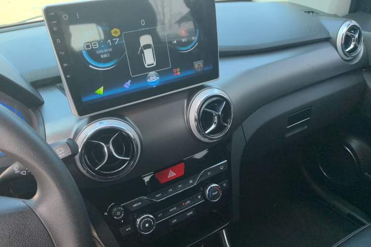 Used BAIC New Energy EC5 2019 New Air Edition Audio And AC Panel