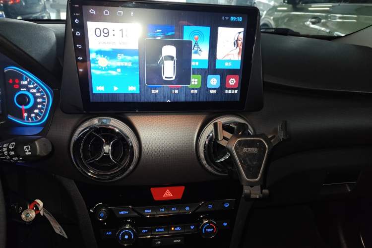 Used BAIC New Energy EC5 2019 New Air Edition Audio And AC Panel