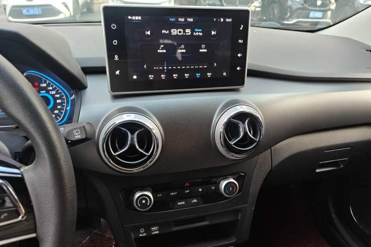 Used BAIC New Energy EC5 2019 New Style Edition Audio And AC Panel