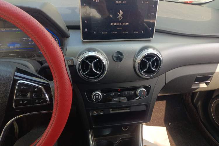 Used BAIC New Energy EC5 2019 New Style Edition Audio And AC Panel