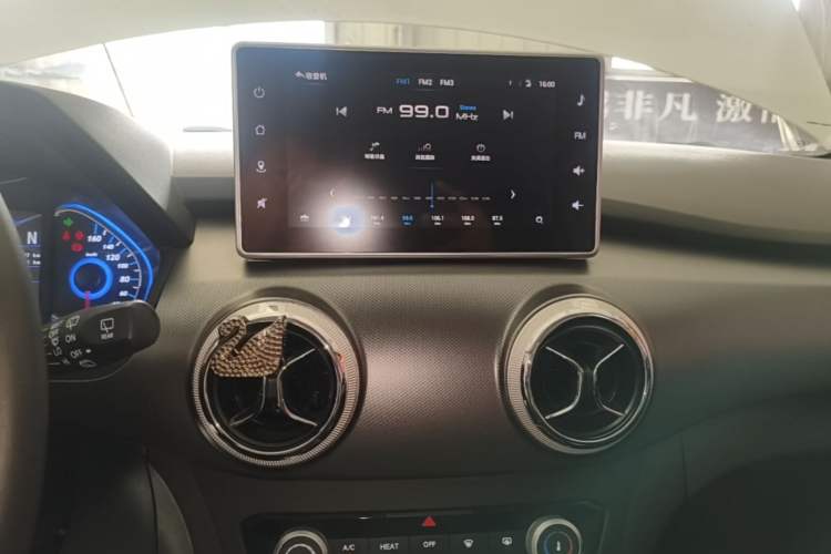 Used BAIC New Energy EC5 2019 New Style Edition Audio And AC Panel