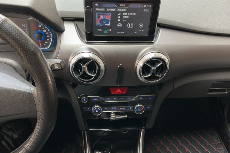 Used BAIC New Energy EC5 2019 New Air Edition Audio And AC Panel