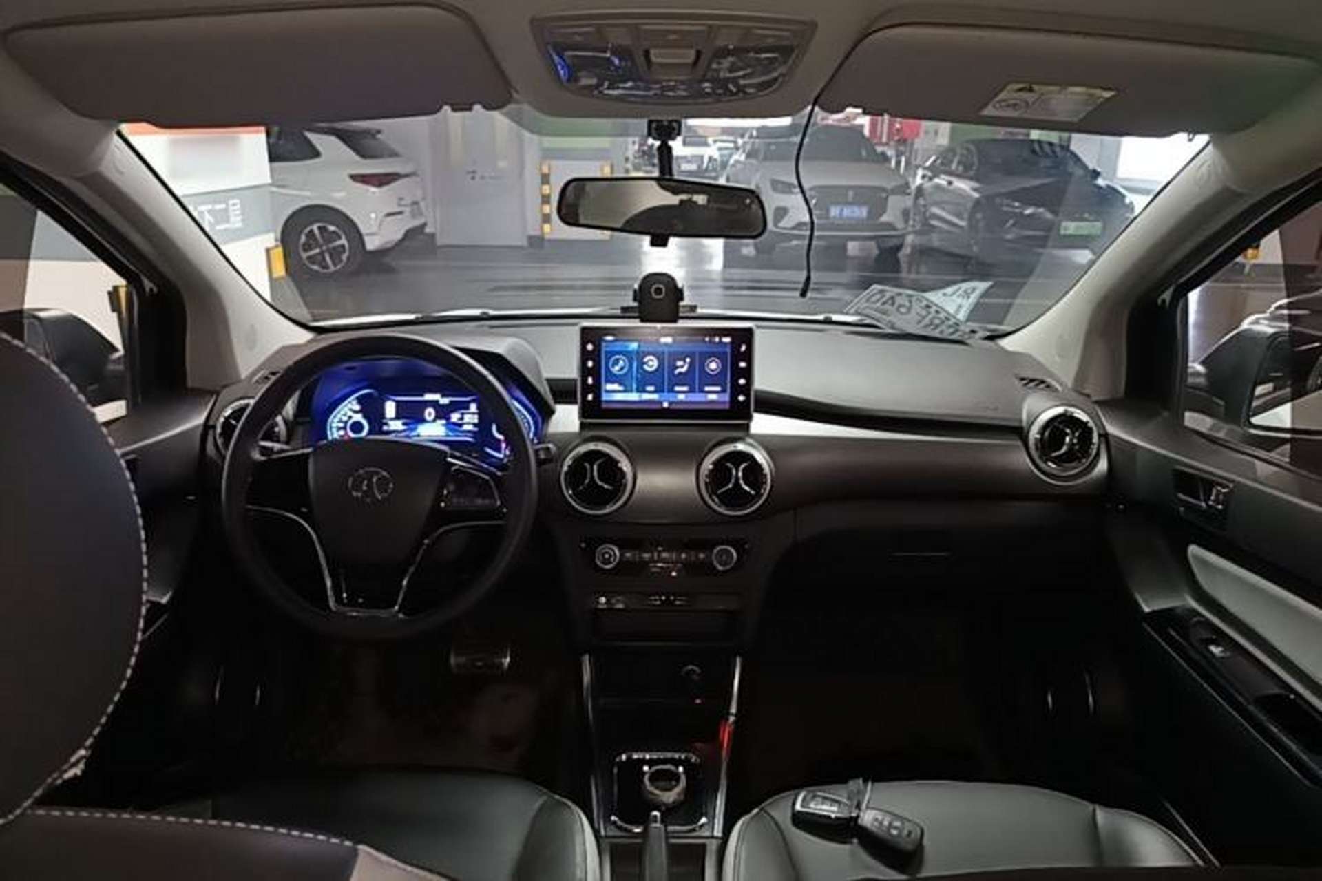 Used BAIC New Energy EC5 2019 New Style Edition Center Console