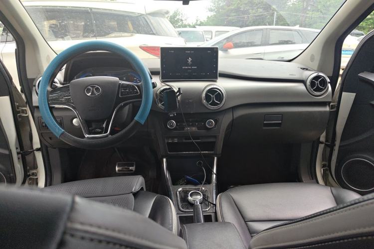 Used BAIC New Energy EC5 2019 New Style Edition Center Console