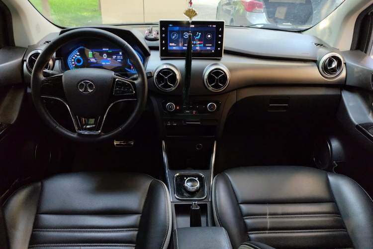Used BAIC New Energy EC5 2019 New Air Edition Center Console