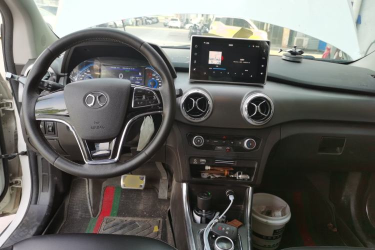Used BAIC New Energy EC5 2019 New Style Edition Center Console