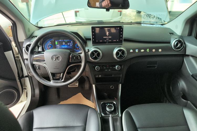 Used BAIC New Energy EC5 2019 New Style Edition Center Console