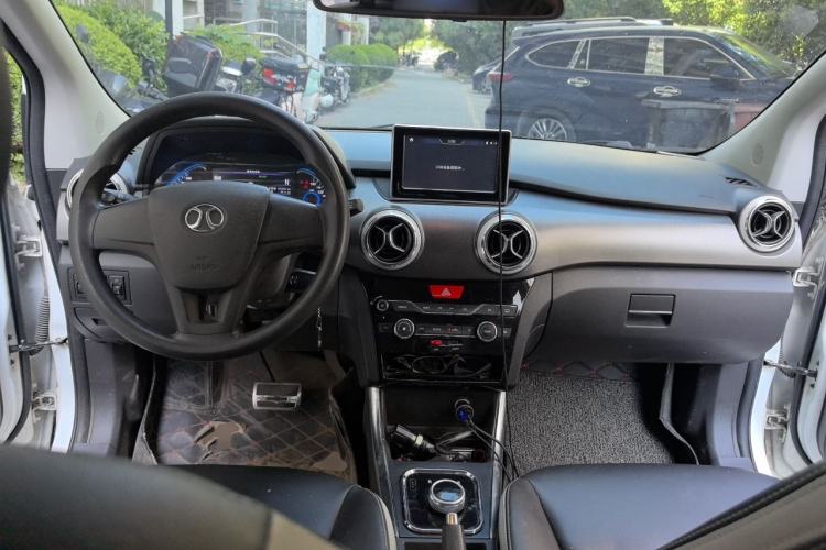 Used BAIC New Energy EC5 2019 New Air Edition Center Console