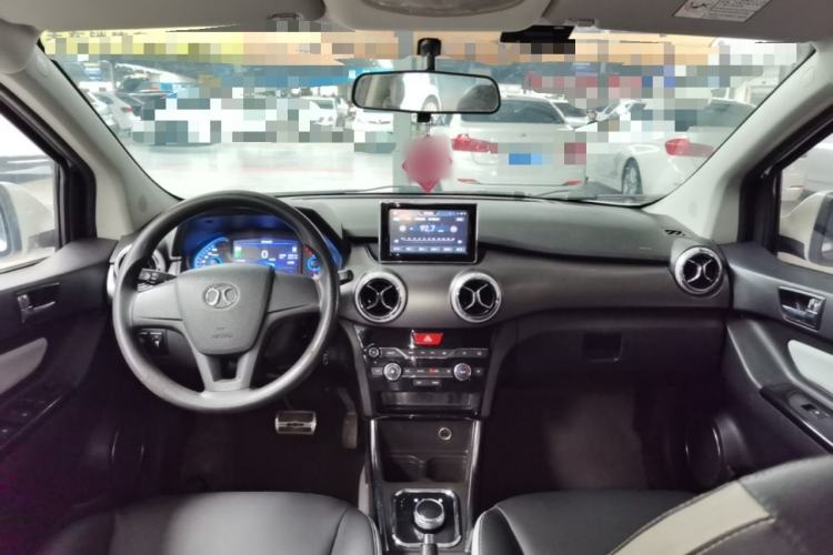 Used BAIC New Energy EC5 2019 New Air Edition Center Console